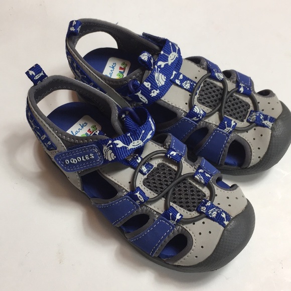 clark kids sandals